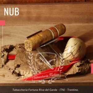 Nub è un sigaro nicaraguense e come tutti i Nub porta nel nome le proprie misure ovvero cepo 60 x 101 mm di lunghezza